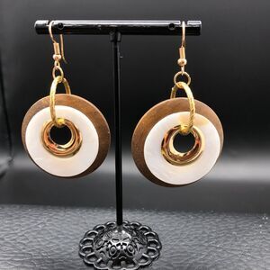 Charles Klein Earrings MOP Mother of Pearl Wood Gold Tone Boho Drop Disc Dangles